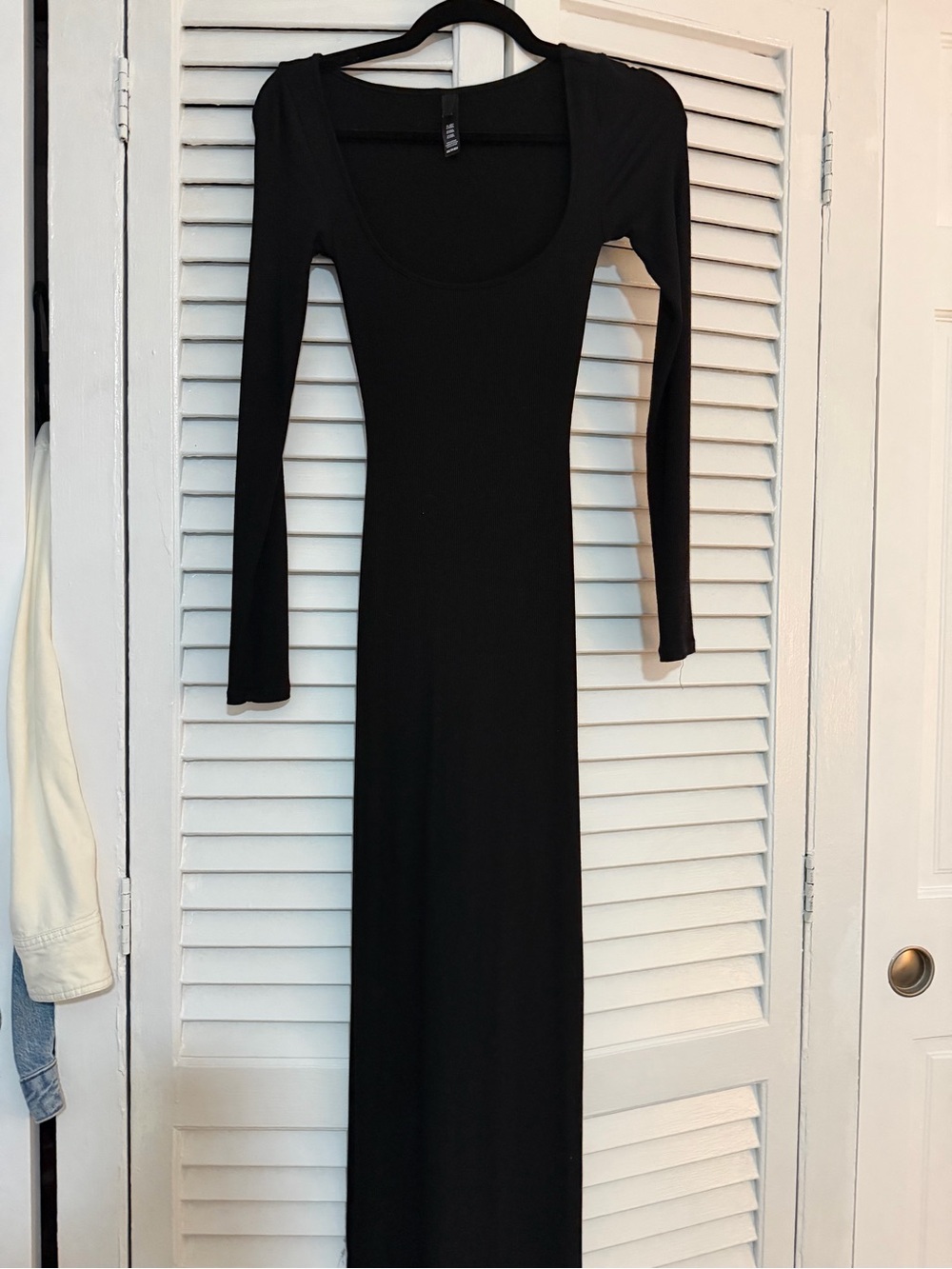 Skims Classic Black Long Sleeve Maxi Dress